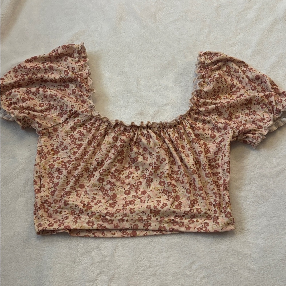 Shein Classic Women’s Ditsy Floral TrimKnot Front Ribbed Crop Top NWOT Size M - Picture 3 of 5